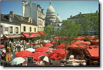 paris_montmartre_umbrellas_canopies_383032.jpg
